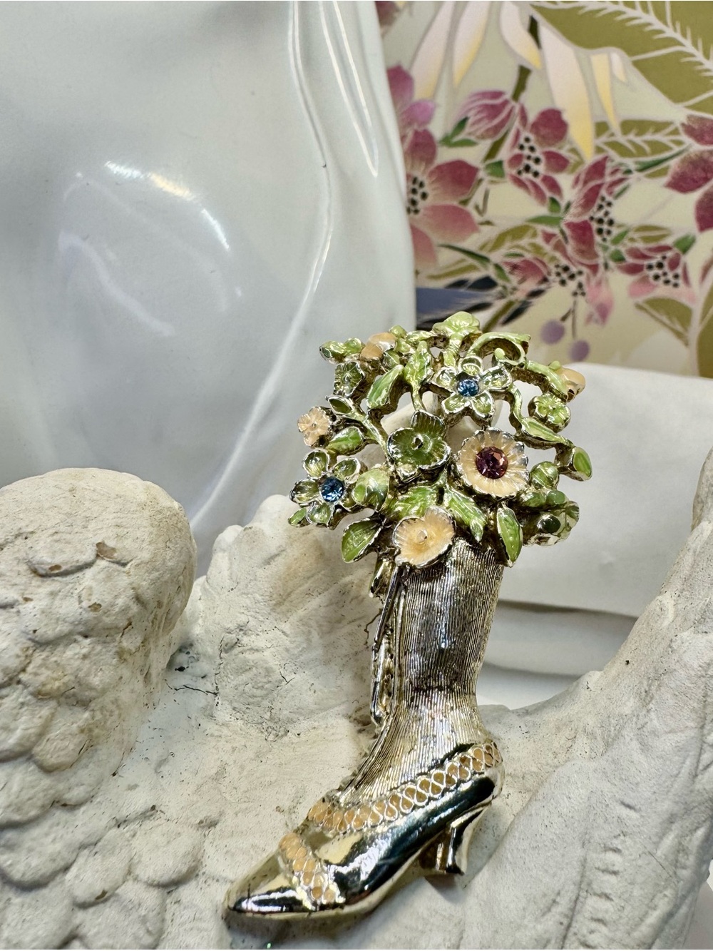 Vintage Floral Boot Brooch with Colorful Enamel Flowers